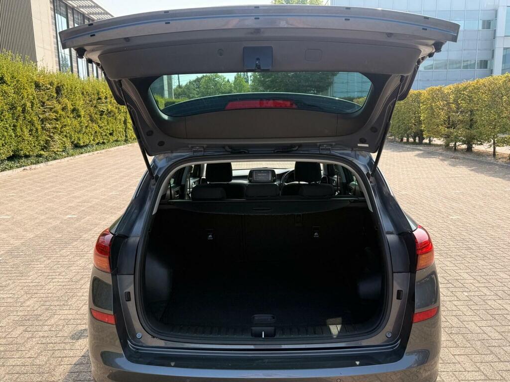 Hyundai Tucson Se Nav #60