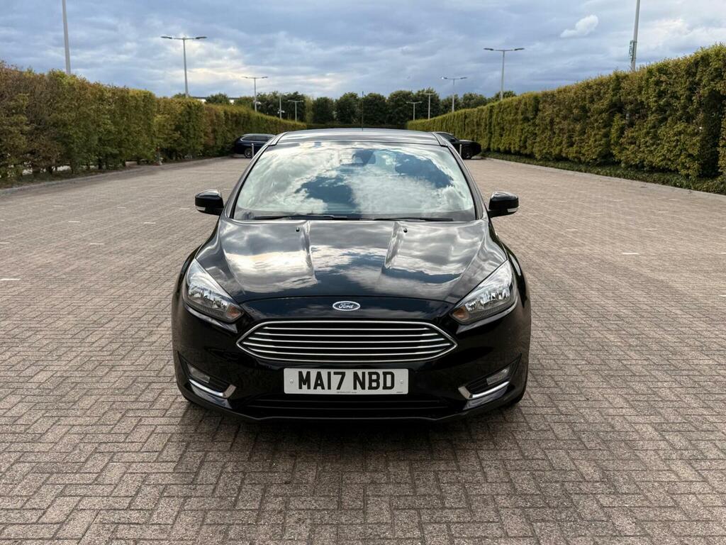 Ford Focus 1.0T Ecoboost Titanium Euro 6 Ss Black #4