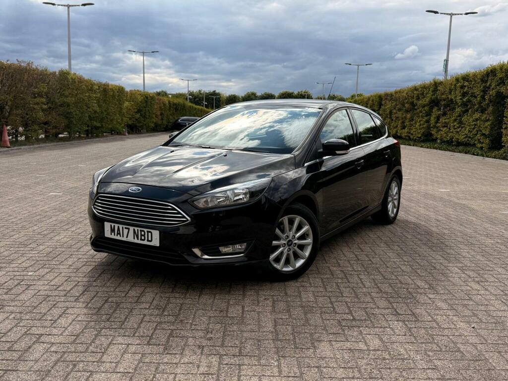 Ford Focus 1.0T Ecoboost Titanium Euro 6 Ss Black #3