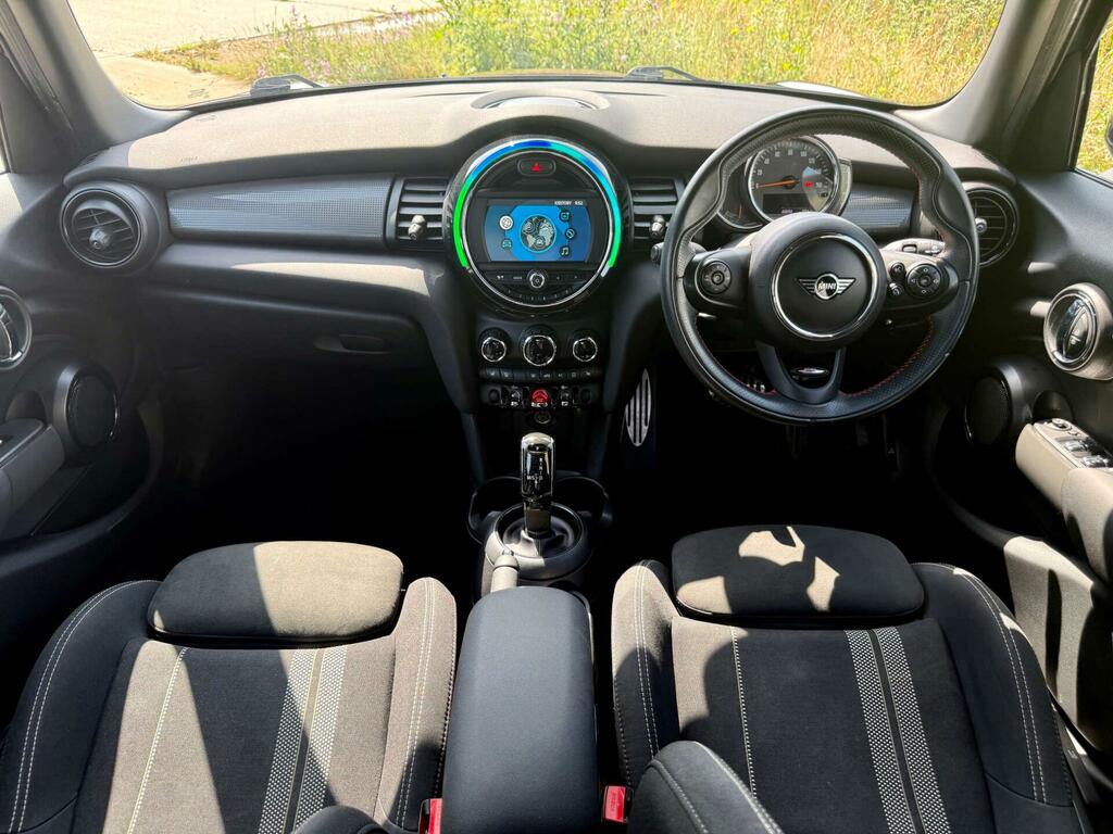 Mini Hatch 1.5 Cooper Sport Steptronic Euro 6 Ss EP19RRO Black #3