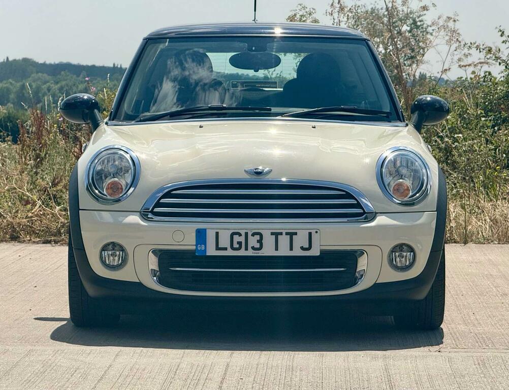 Mini Hatch Cooper White #3