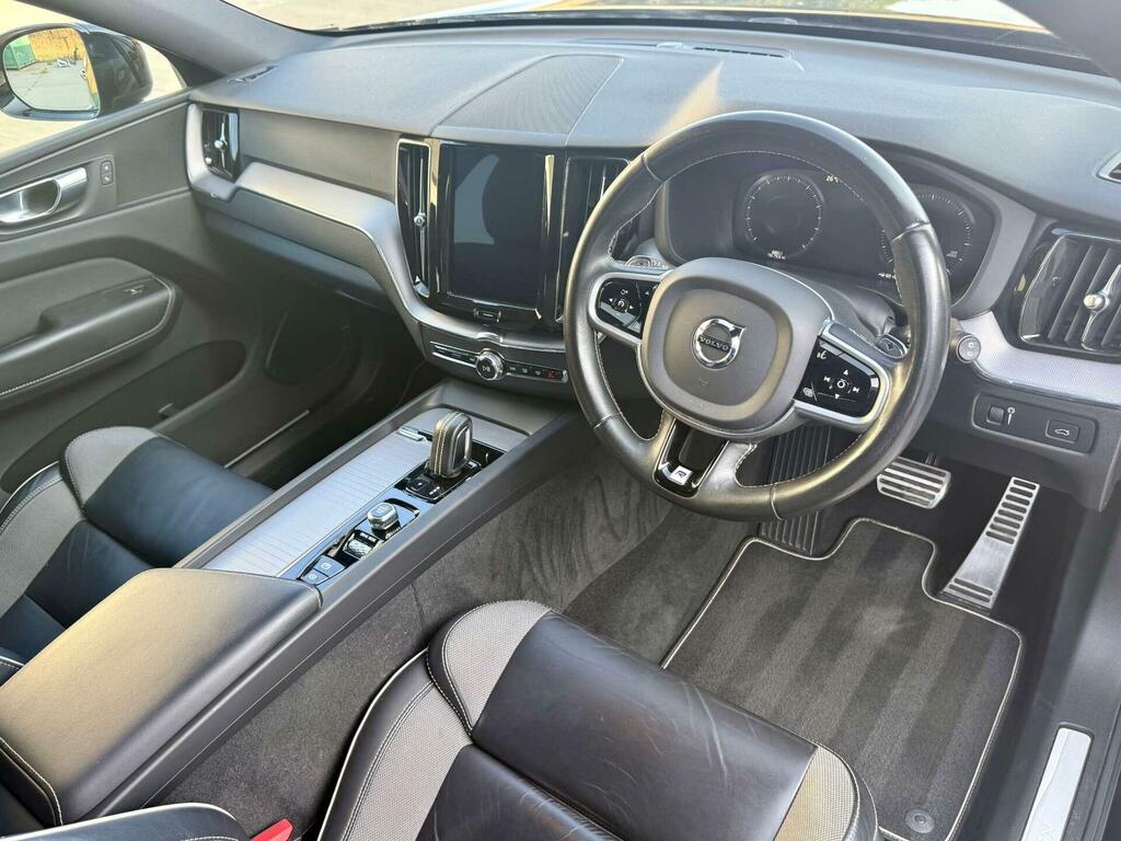 Volvo XC60 T5 R-design Grey #20