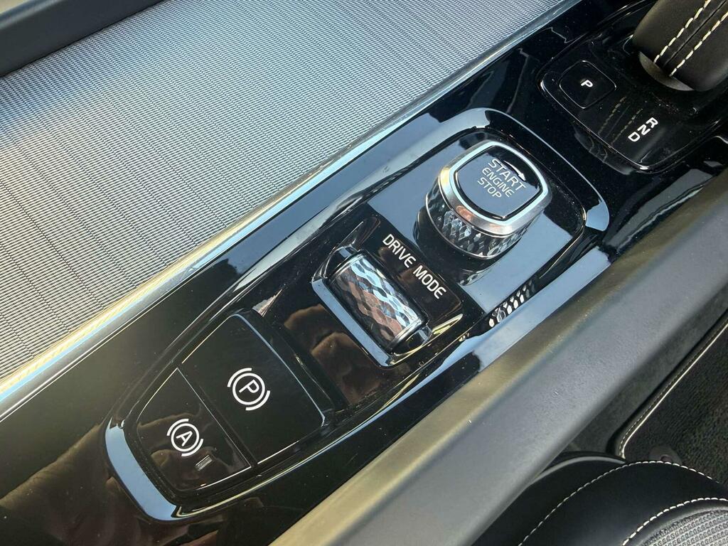 Volvo XC60 T5 R-design Grey #19