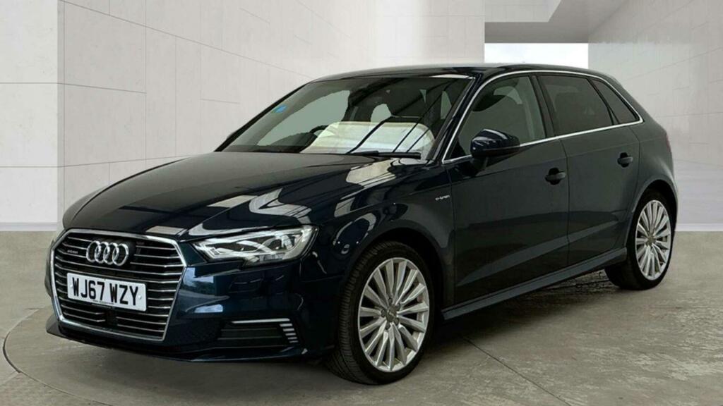 Audi A3 E-tron Blue #2