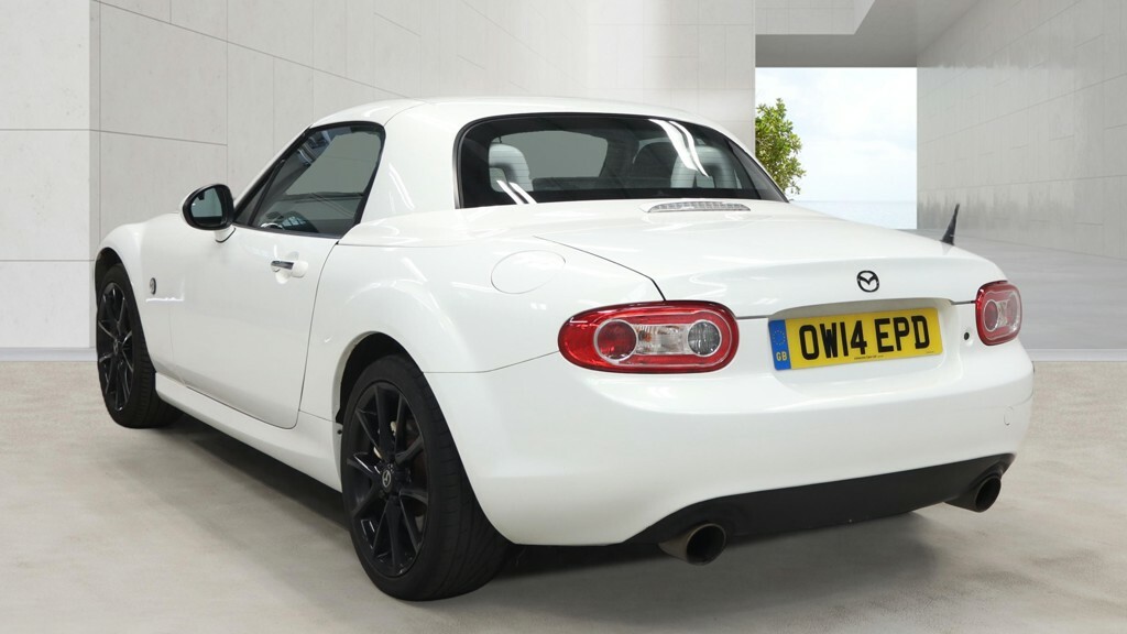 Mazda MX-5 2.0 Sport Tech Coupe White #3