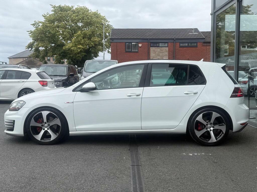 Volkswagen Golf 2.0 Tdi Gtd Full Bodykit For Sporty Looks- E White #5