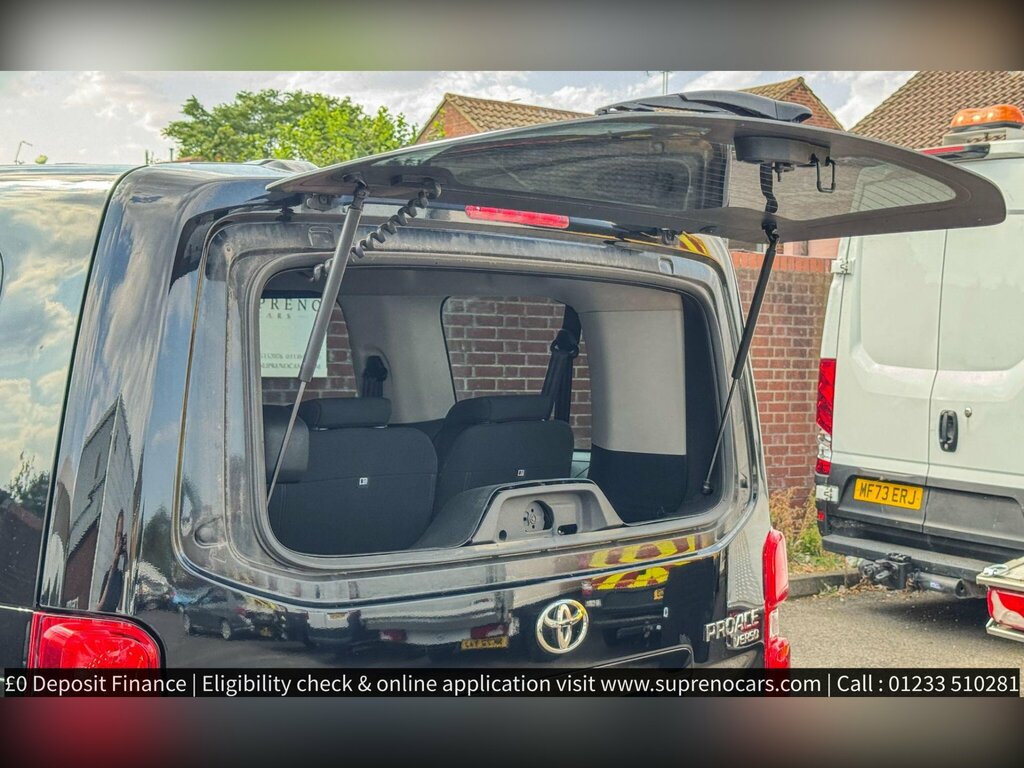 Toyota PROACE D Active White #11
