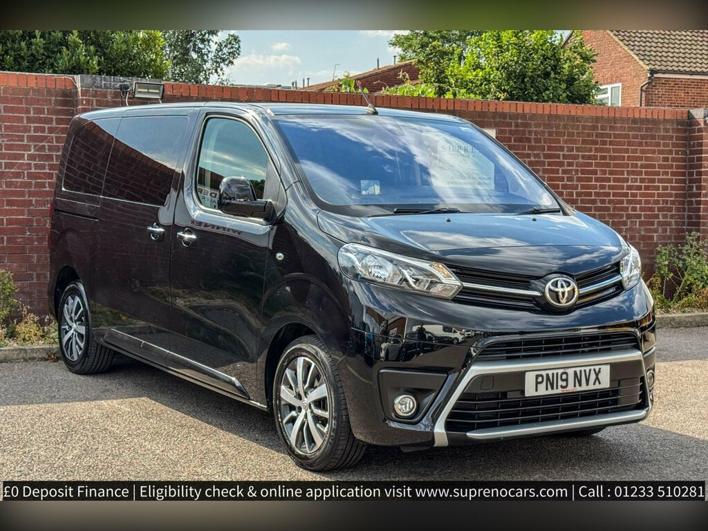 Toyota PROACE 2.0D Family Medium Mpv Mwb Euro 6 Black #3