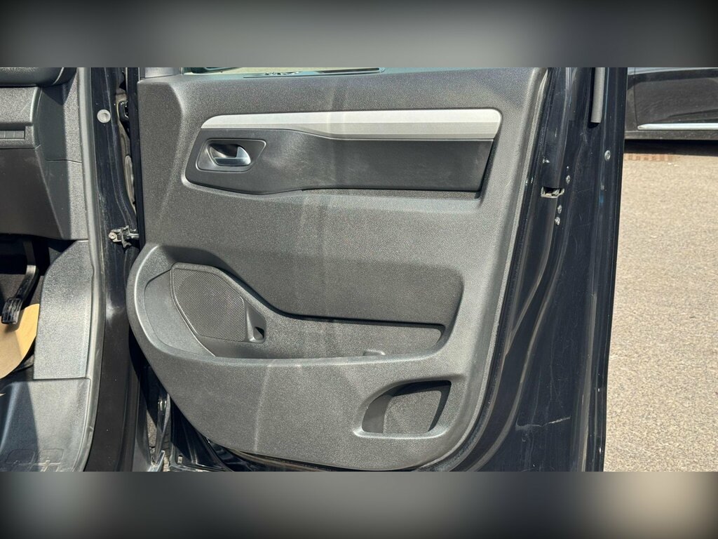 Toyota PROACE D Active White #45