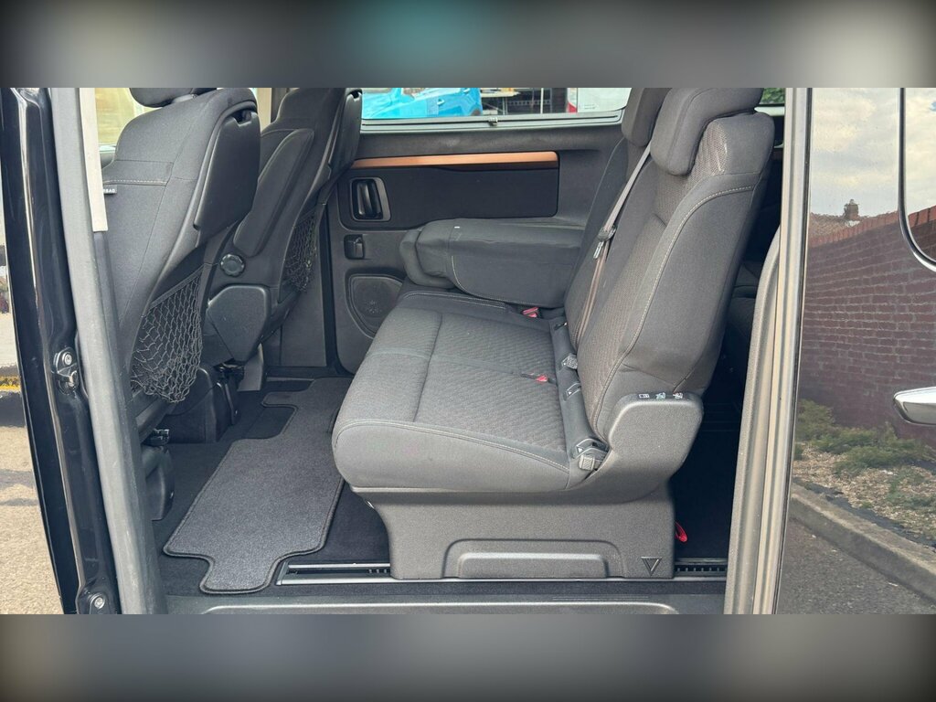 Toyota PROACE D Active White #19
