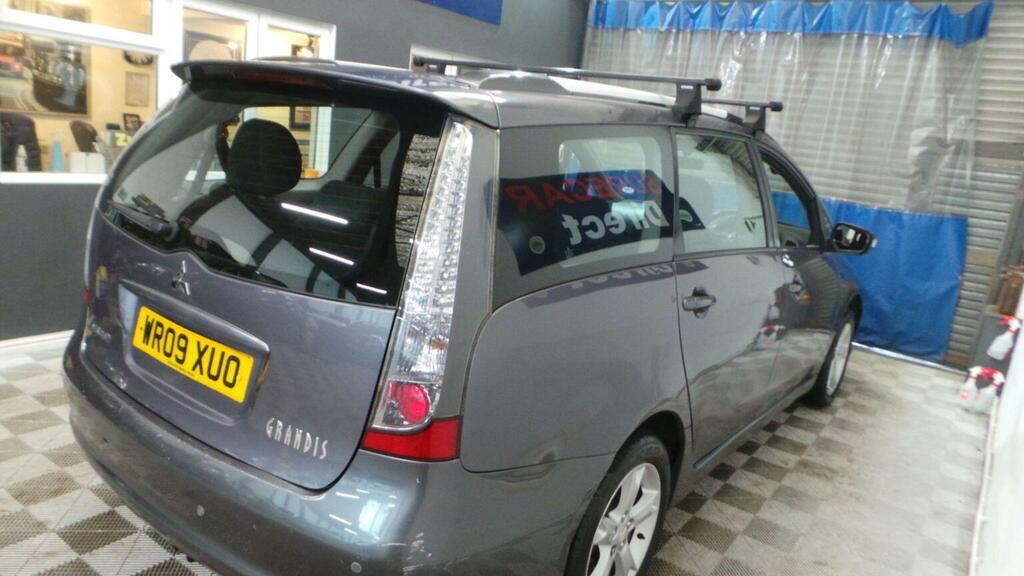 Mitsubishi Grandis Mpv 2.0 Di-d Equippe 200909 Grey #3
