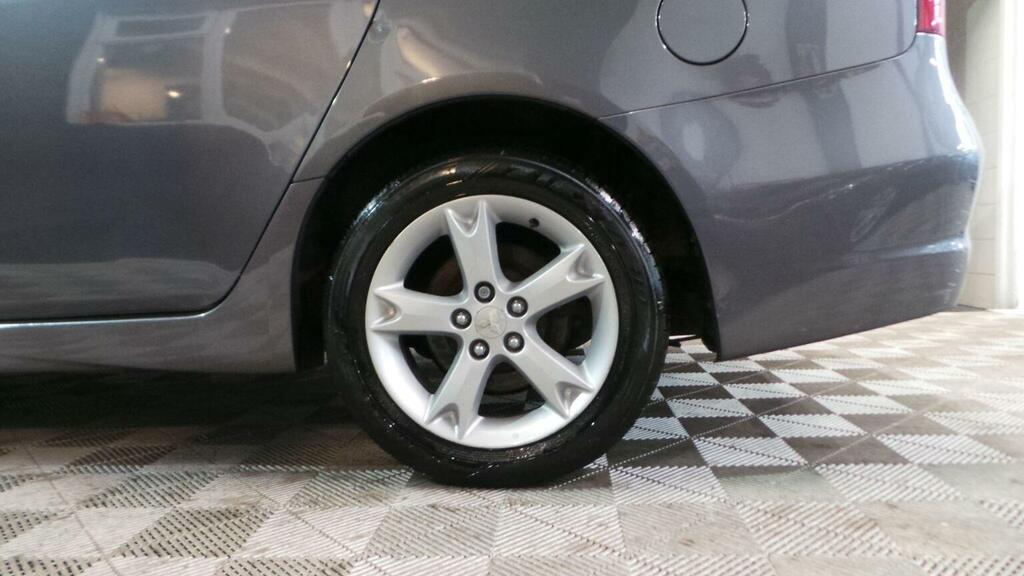 Mitsubishi Grandis 2.0 Di-d Classic Black #14