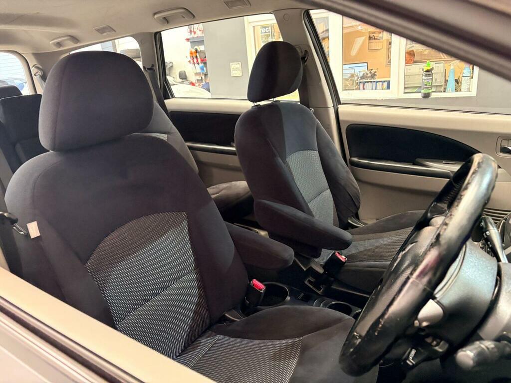 Mitsubishi Grandis 2.0 Di-d Classic Black #7