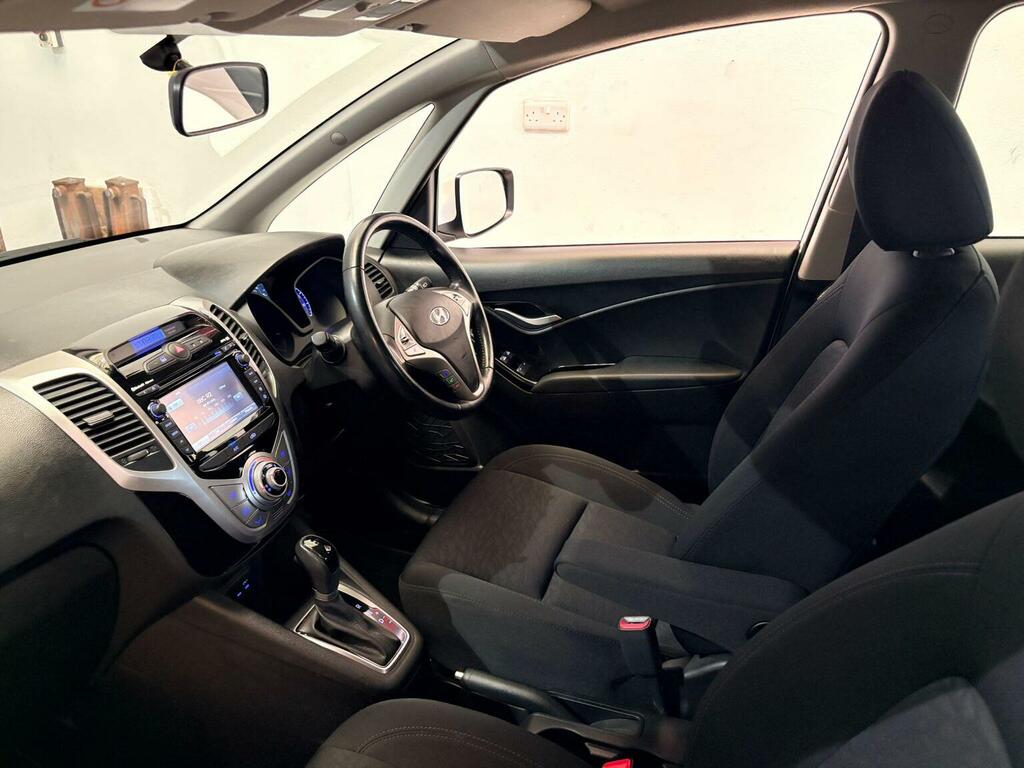 Hyundai Ix20 1.6 Active Hatchback Euro 5 123 B Blue #27