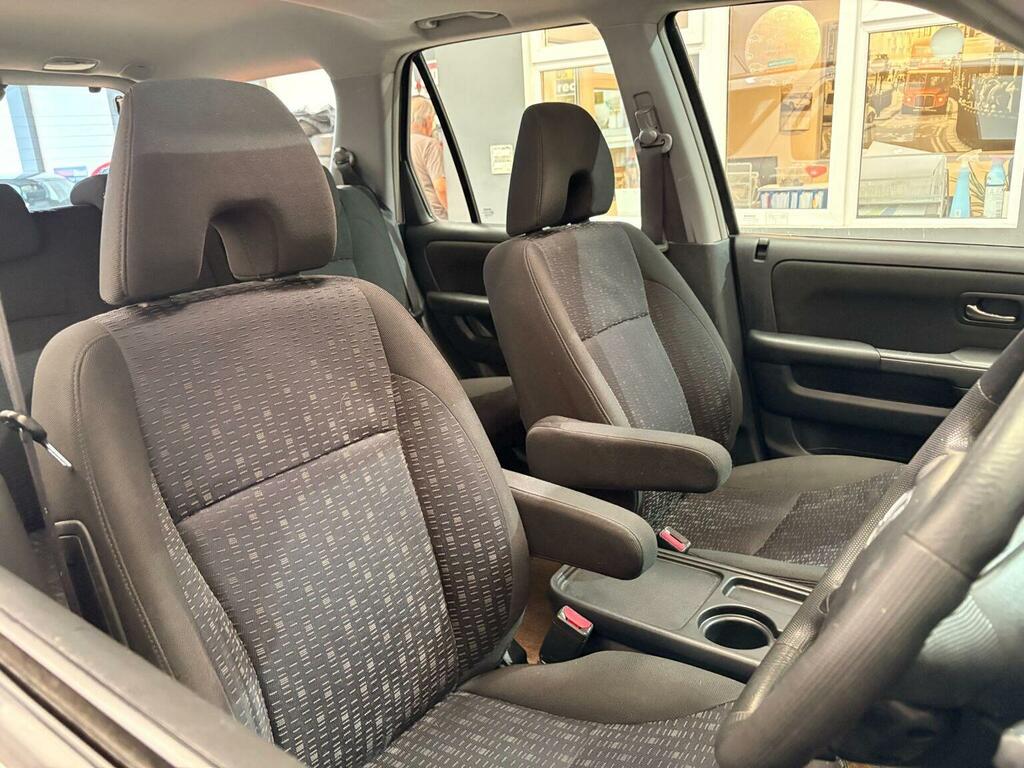 Honda Cr-V Estate Silver #23