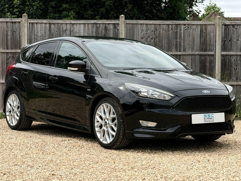 Ford Focus 1L St-line Black