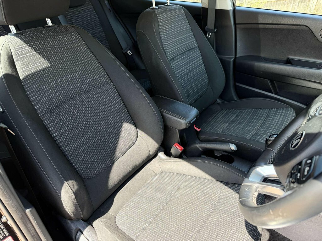 Kia Stonic 1.4L 2 Black #5