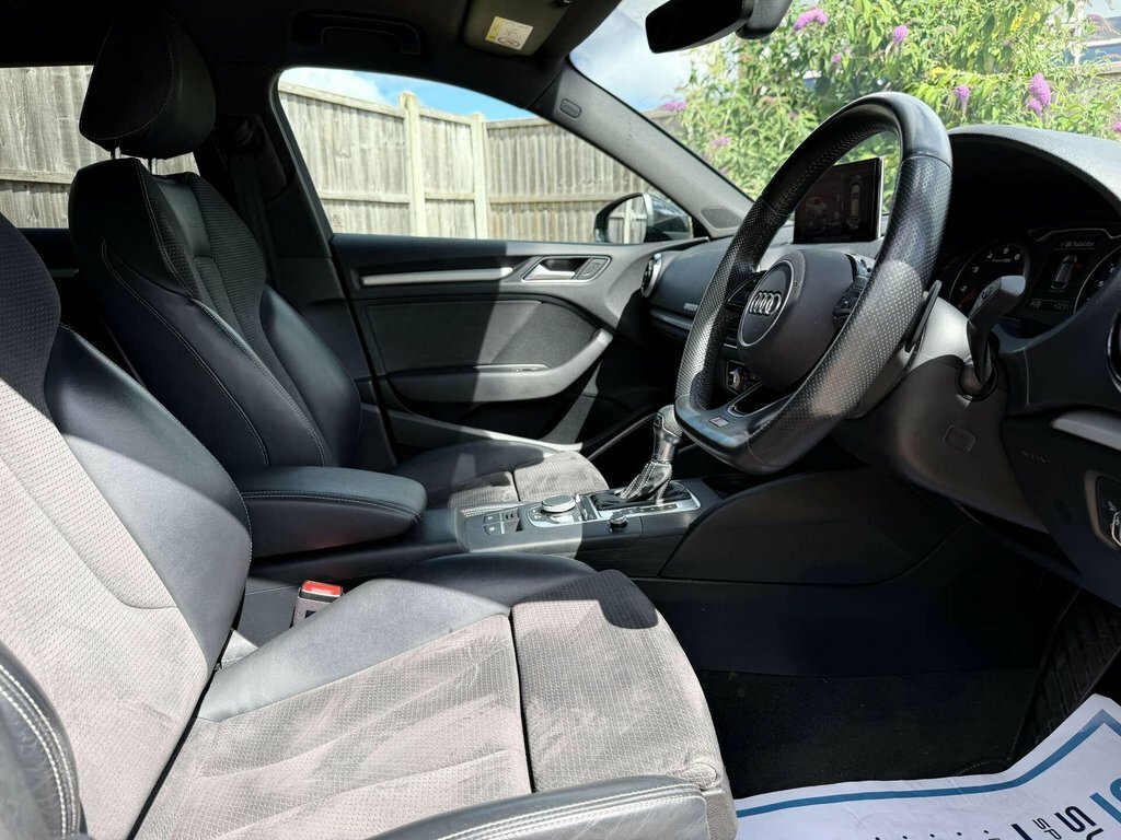 Audi A3 1.5L Black Edition Grey #5