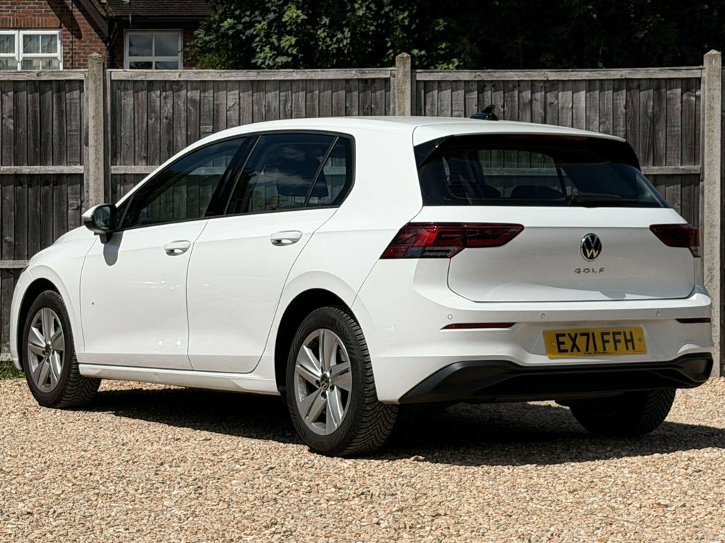 Volkswagen Golf 1.5L Life White #4
