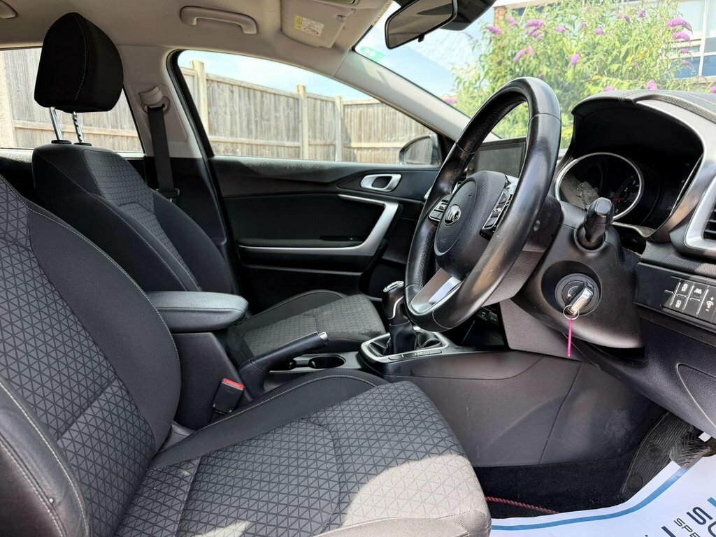 Kia Xceed 1L 2 Grey #5
