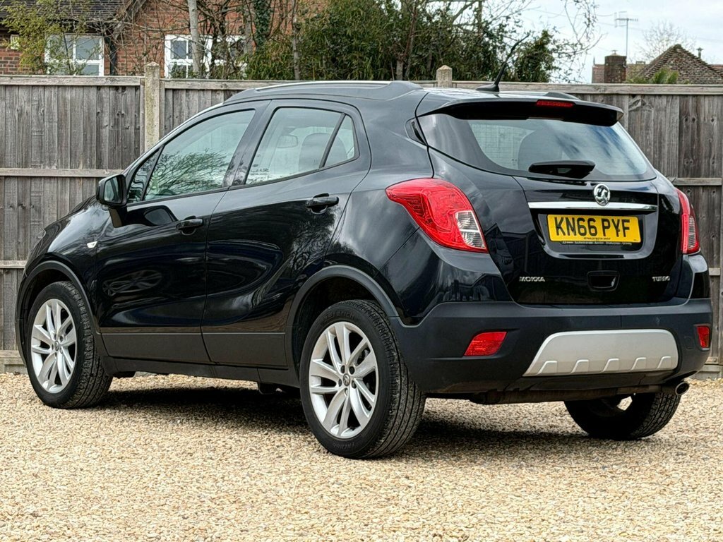 Vauxhall Mokka 1.4L Exclusiv Black #4