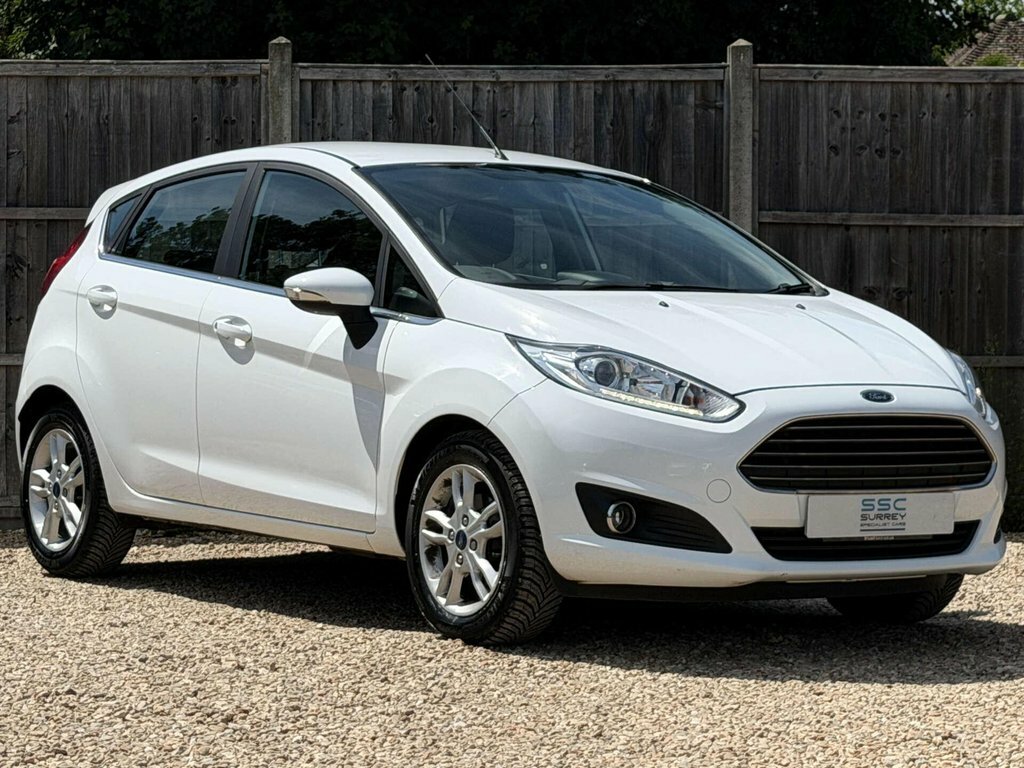 Ford Fiesta 1L Zetec White
