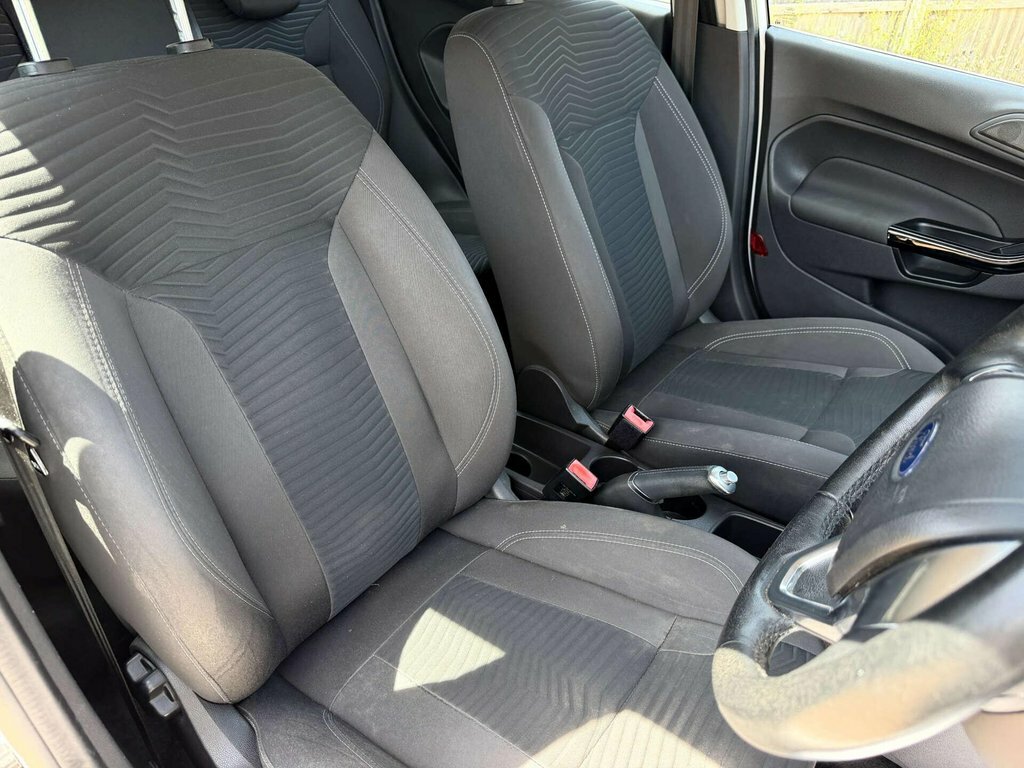 Ford Fiesta 1L Zetec WV66OUU White #5