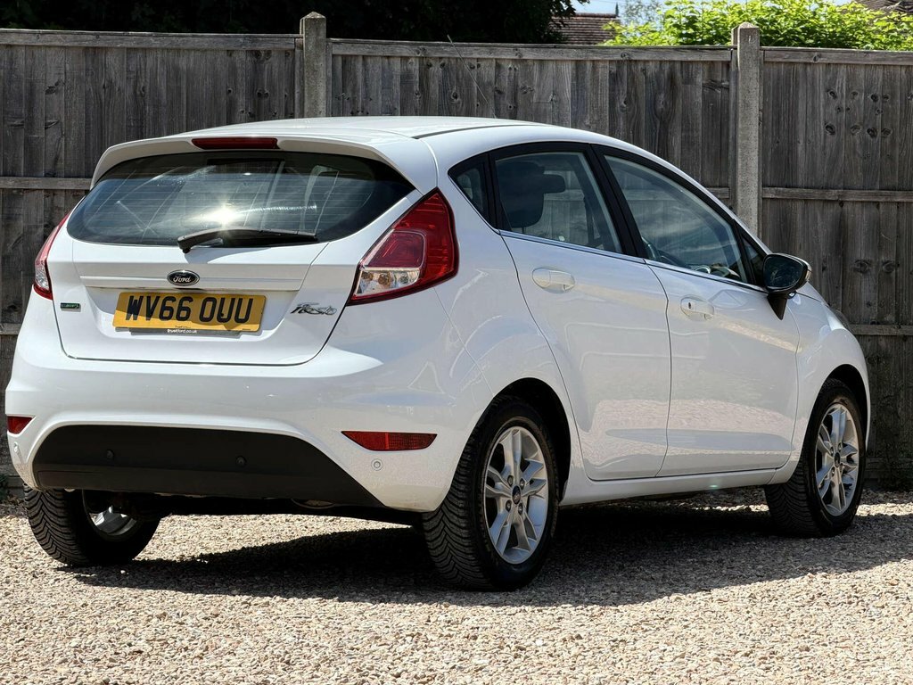Ford Fiesta 1L Zetec WV66OUU White #3