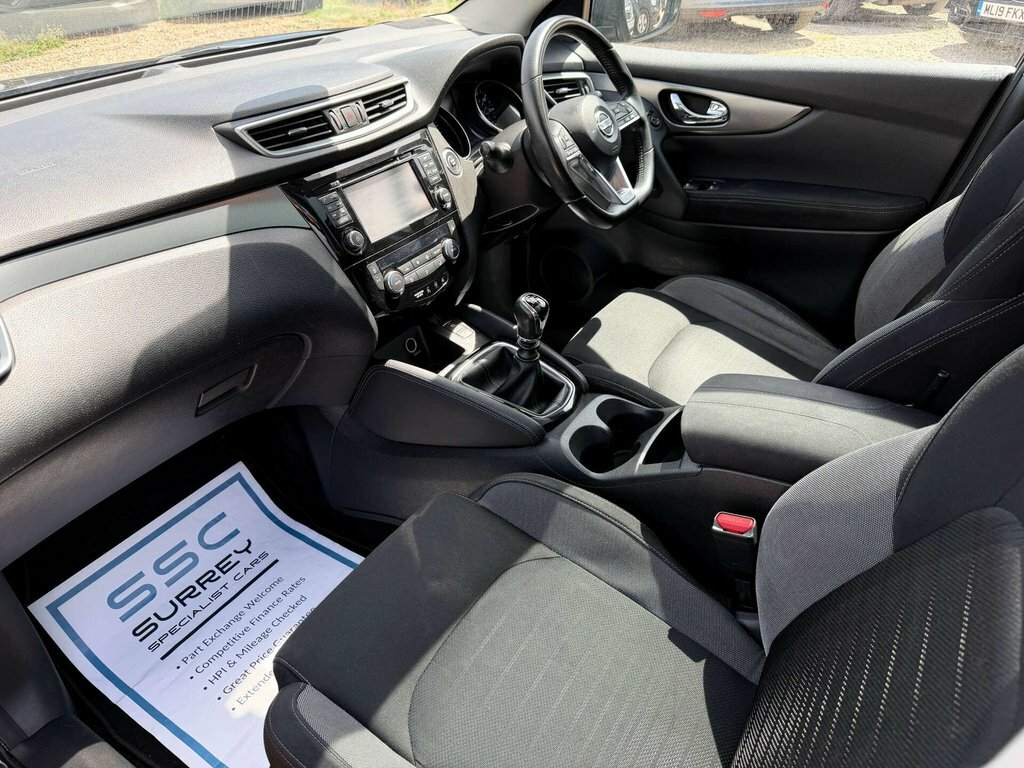 Nissan Qashqai 1.2L N-connecta BW67GNX Black #6