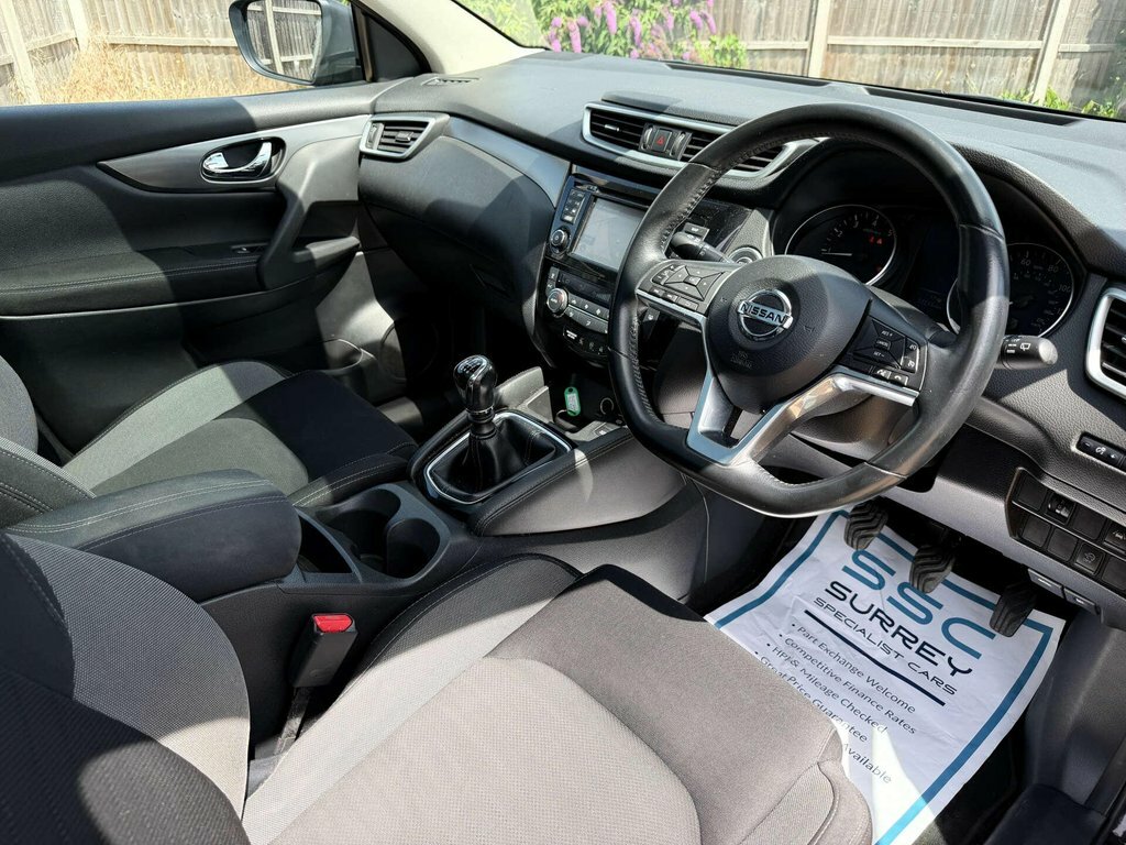 Nissan Qashqai 1.2L N-connecta BW67GNX Black #5