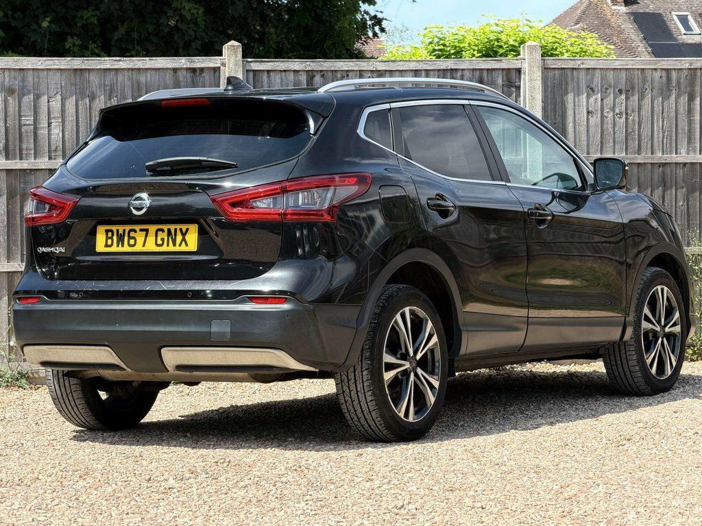 Nissan Qashqai 1.2L N-connecta BW67GNX Black #4