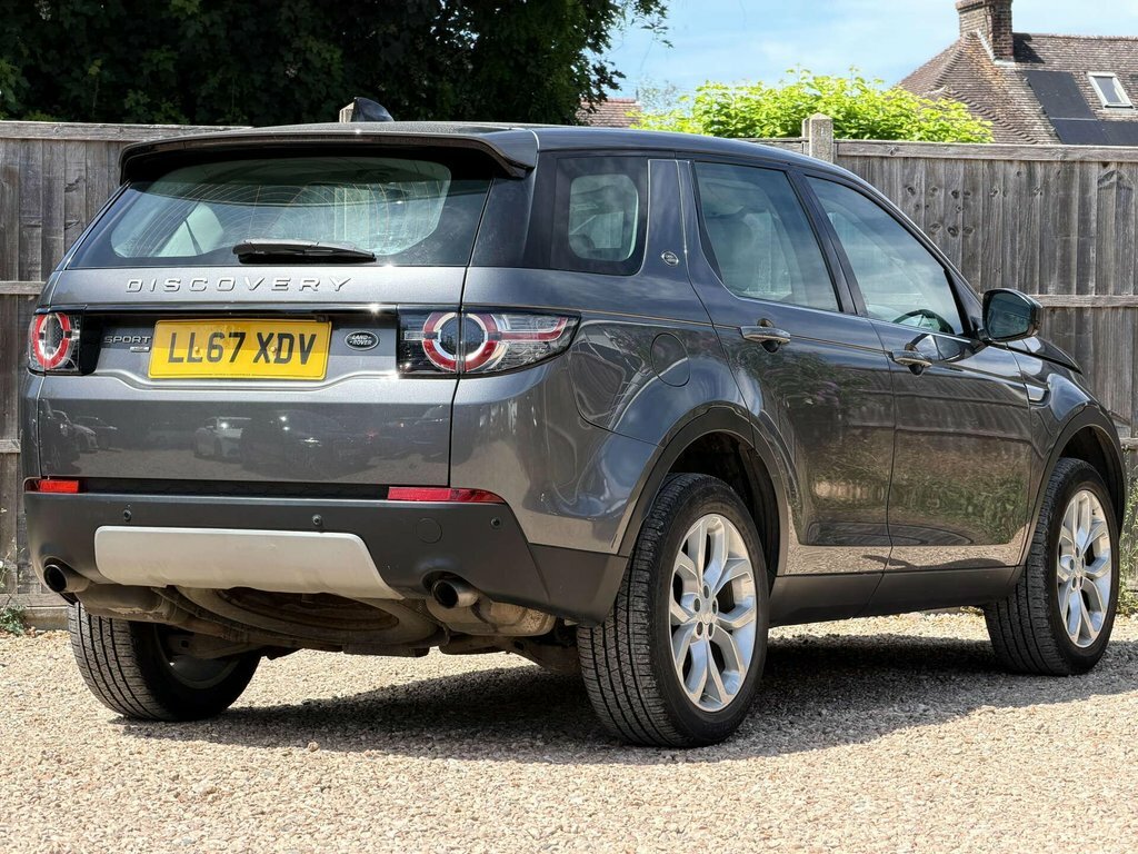 Land Rover Discovery Sport 2L Hse Grey #3