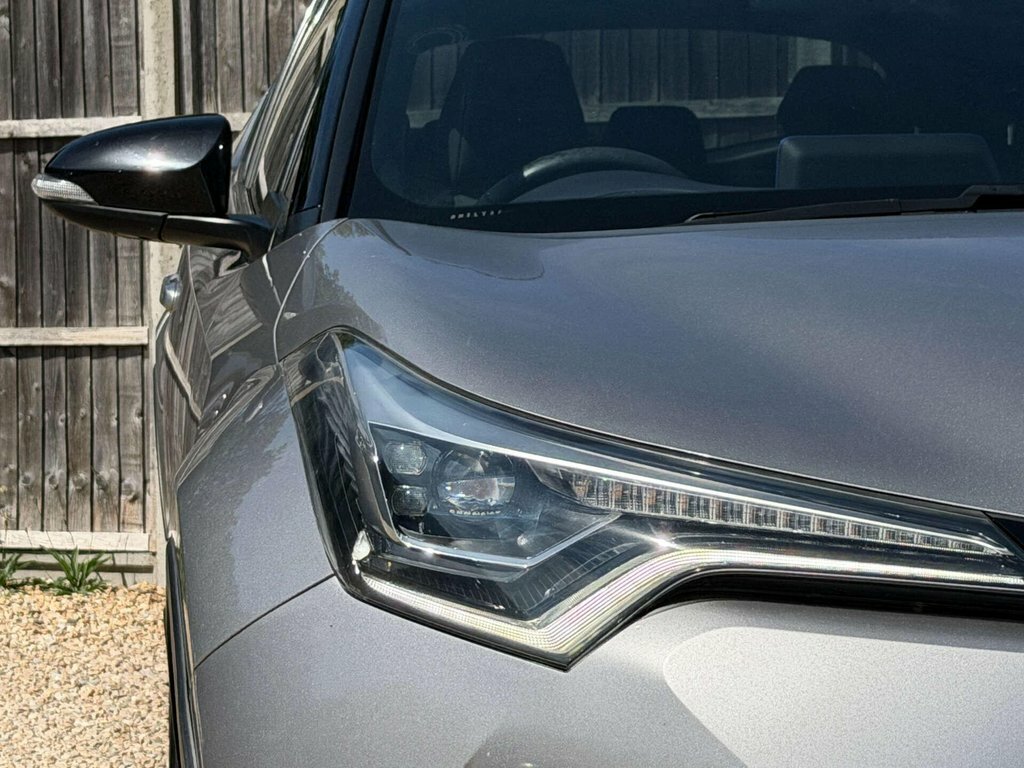 Toyota C-Hr 1.8 Vvt-h Excel Cvt Euro 6 Ss White #18