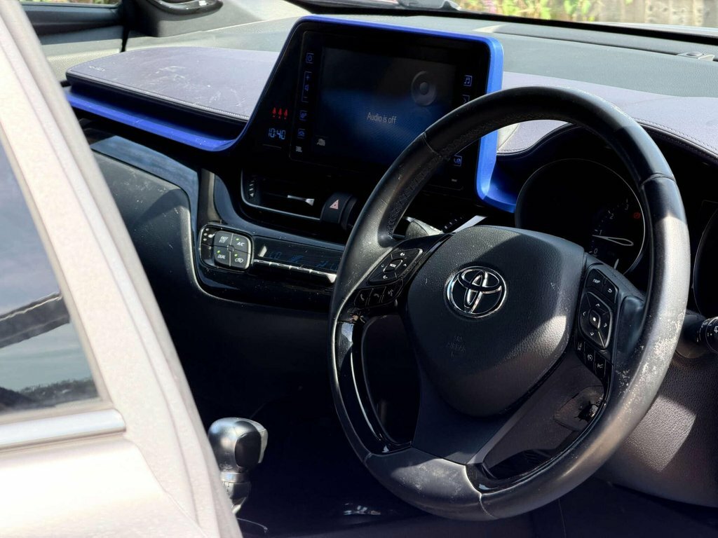 Toyota C-Hr 1.8 Vvt-h Excel Cvt Euro 6 Ss White #38