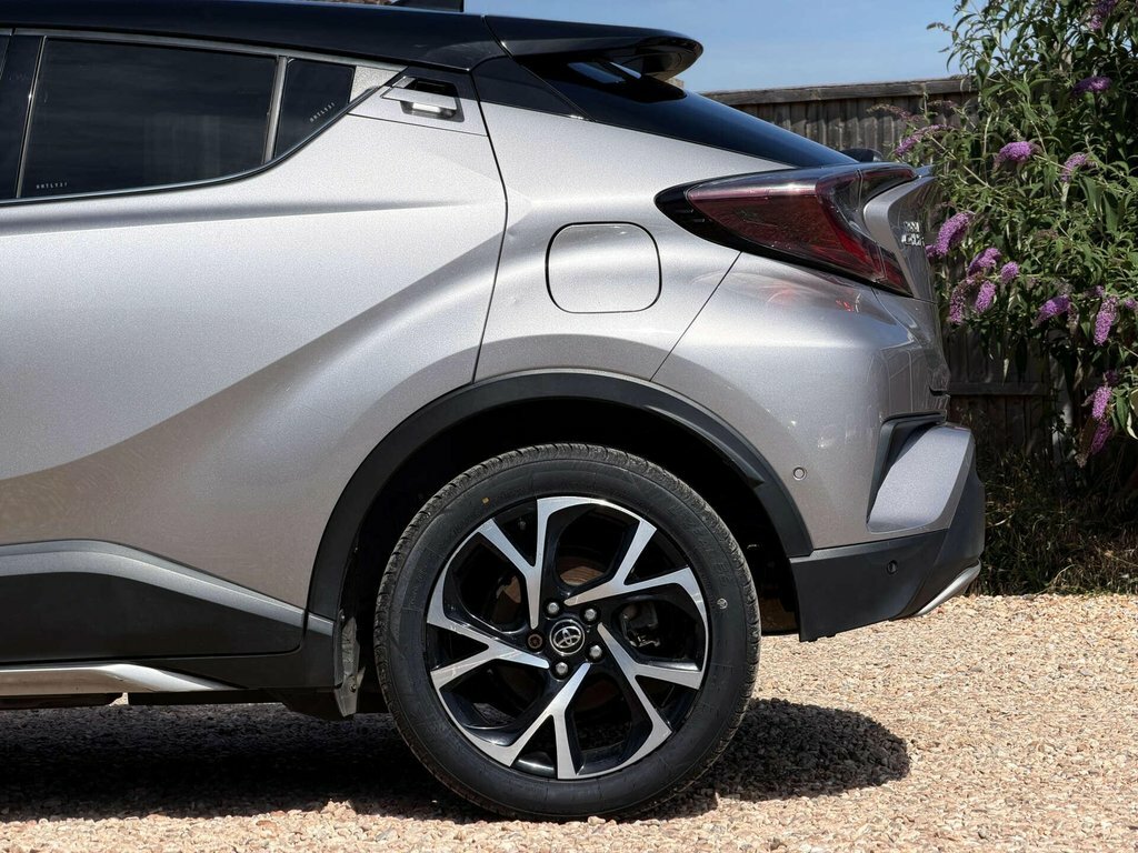 Toyota C-Hr 1.8 Vvt-h Excel Cvt Euro 6 Ss White #21