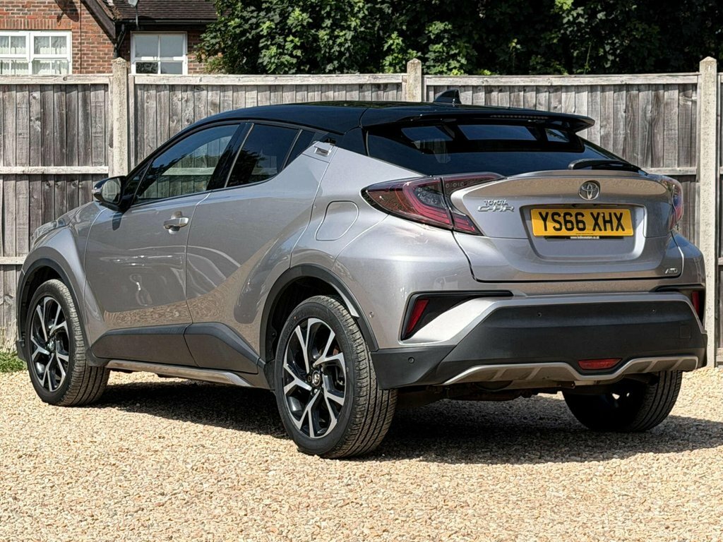 Toyota C-Hr 1.8 Vvt-h Excel Cvt Euro 6 Ss White #4