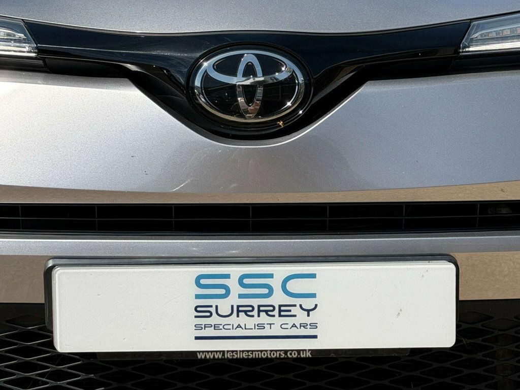Toyota C-Hr 1.8 Vvt-h Excel Cvt Euro 6 Ss White #17