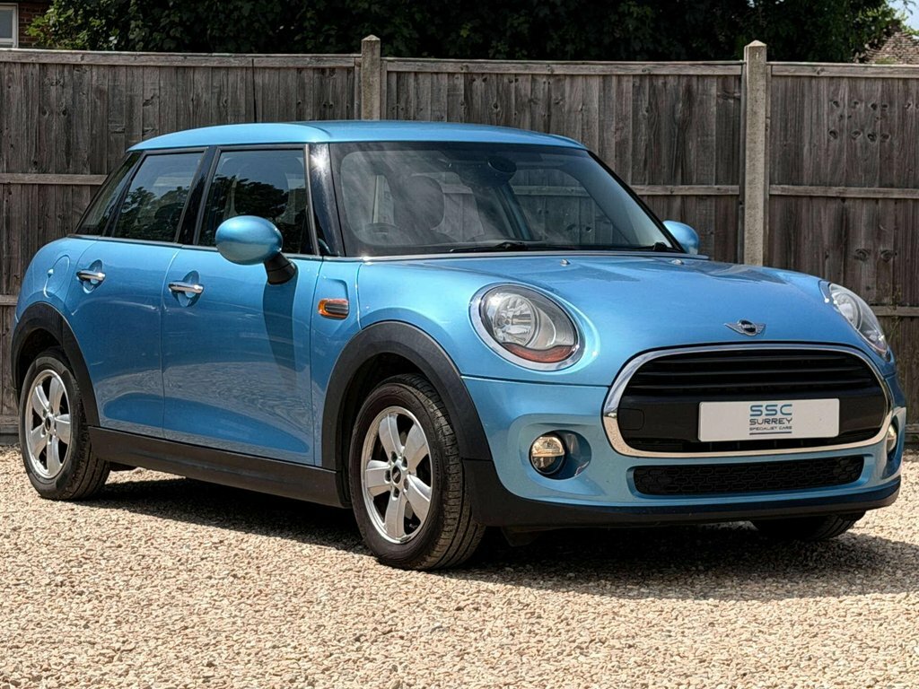 Mini Hatch 1.2L One Blue
