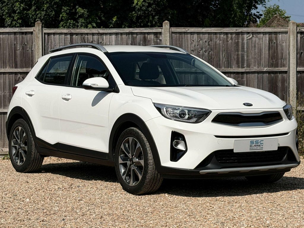 Kia Stonic 1.4L 2 White