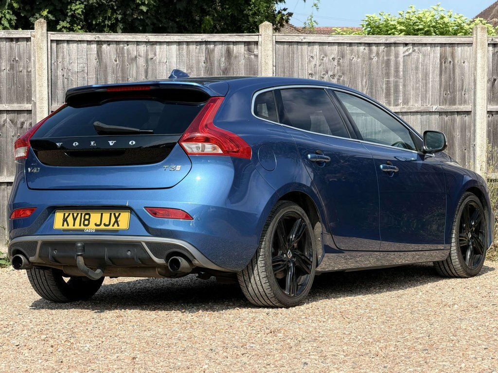 Volvo V40 1.5L R-design Pro Blue #3