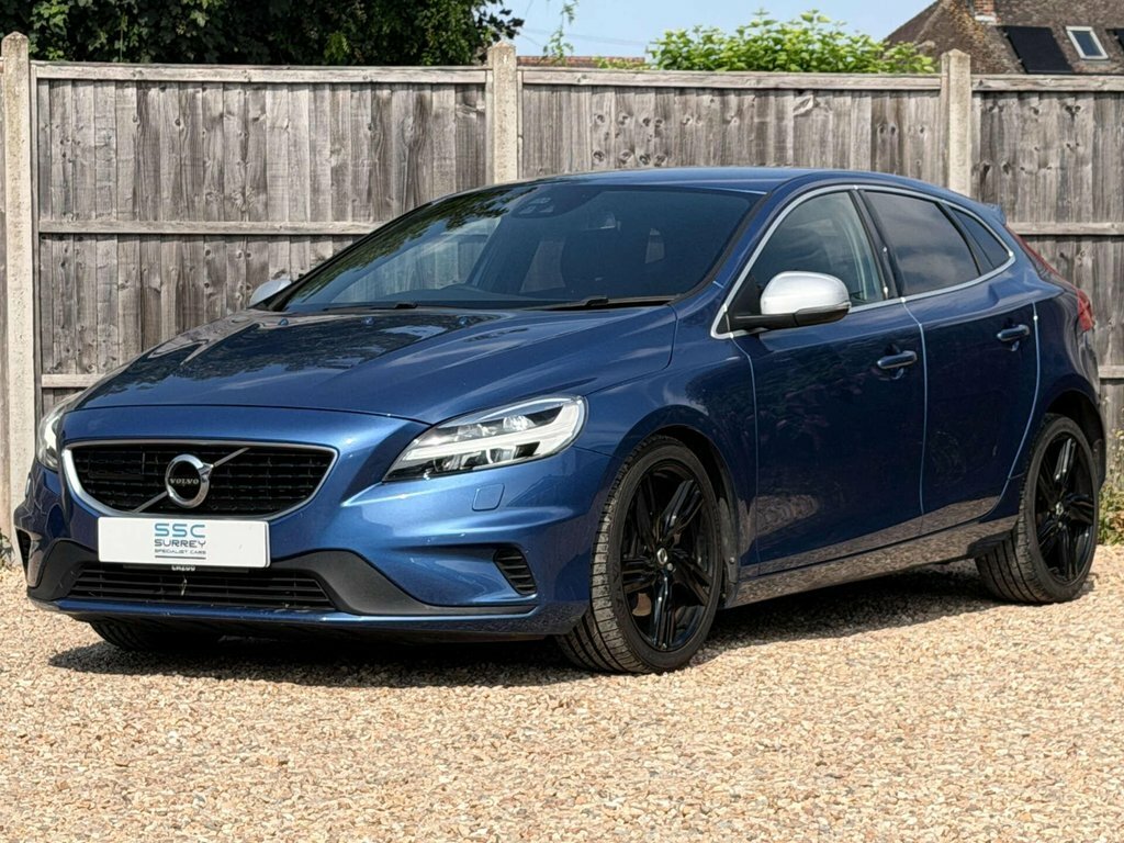 Volvo V40 1.5L R-design Pro Blue #2