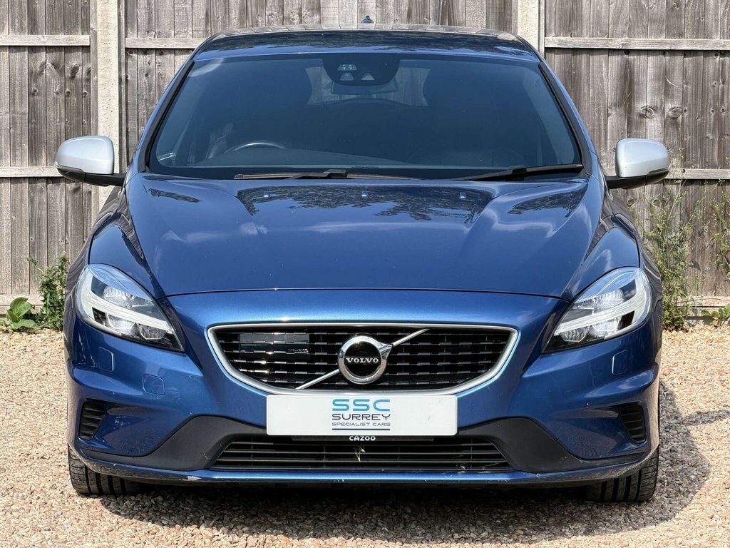 Volvo V40 T2 Momentum - Rear Park Assist, City Safety Black #11