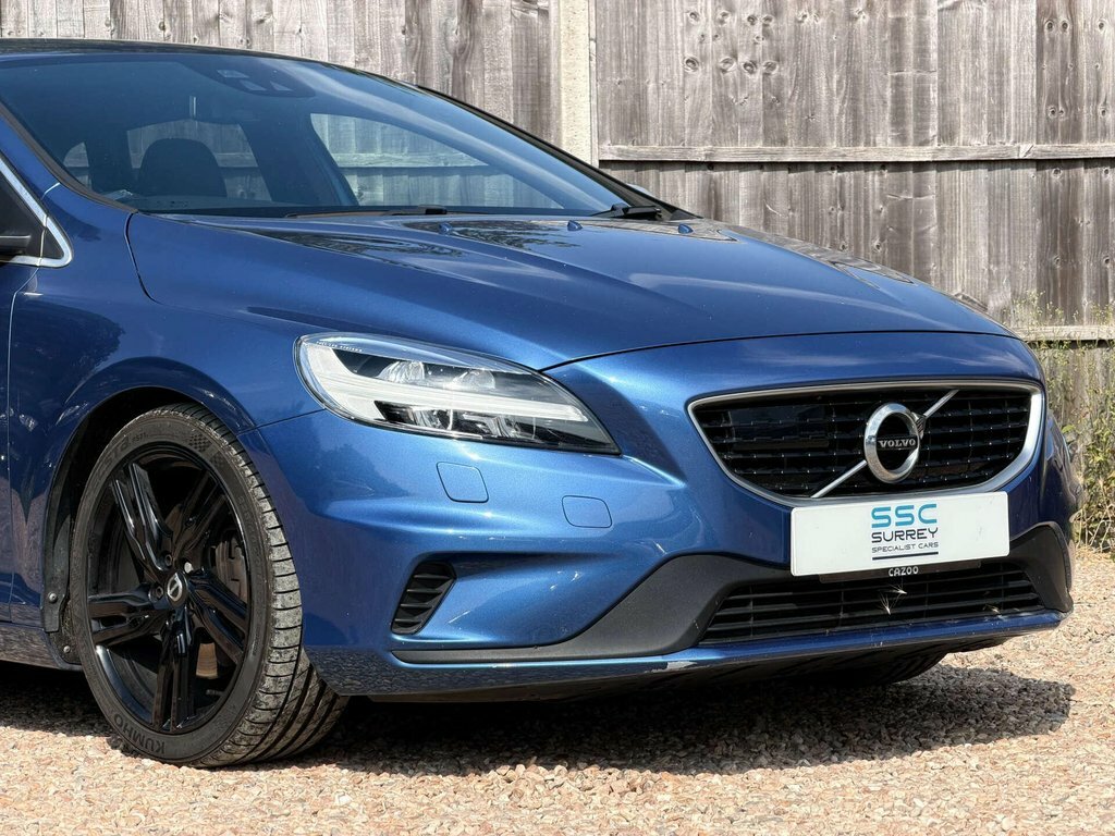 Volvo V40 T2 Momentum - Rear Park Assist, City Safety Black #15