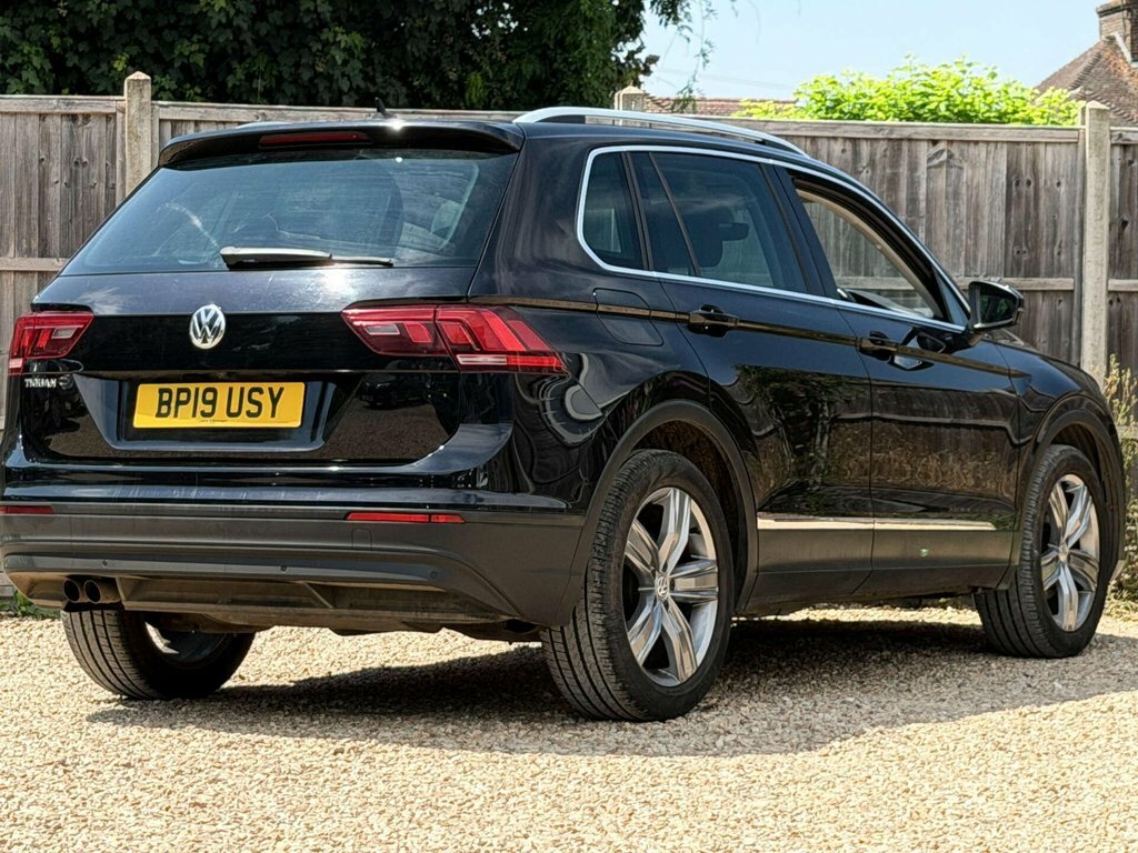 Volkswagen Tiguan 1.5L Match Black #4
