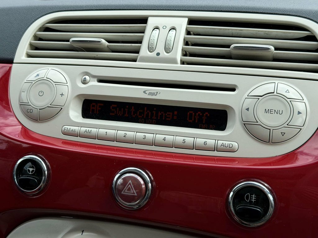 Fiat 500 Hatchback White #49