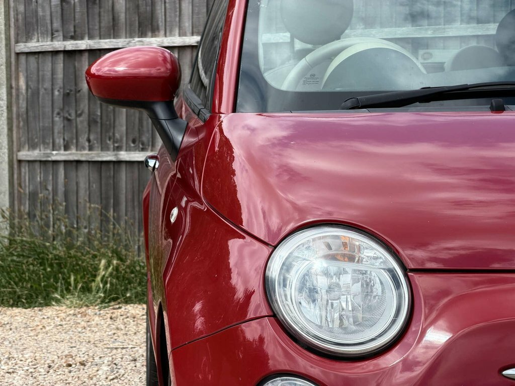 Fiat 500 Hatchback White #18