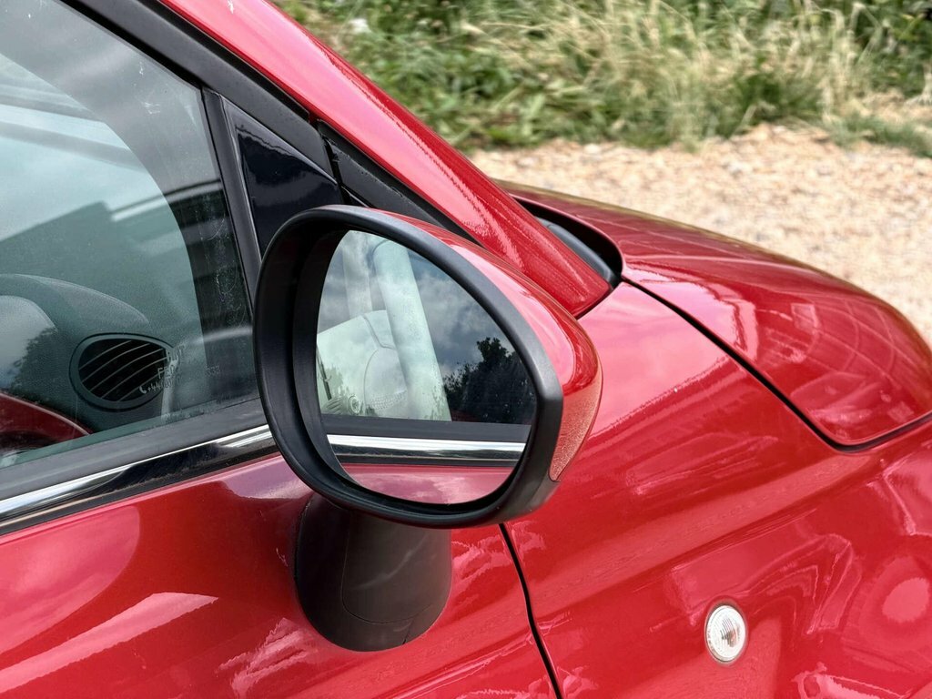 Fiat 500 Hatchback White #19