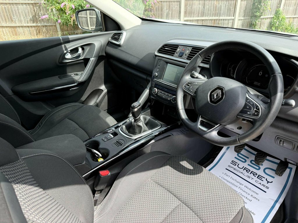 Renault Kadjar 1.2L Dynamique Nav White #5
