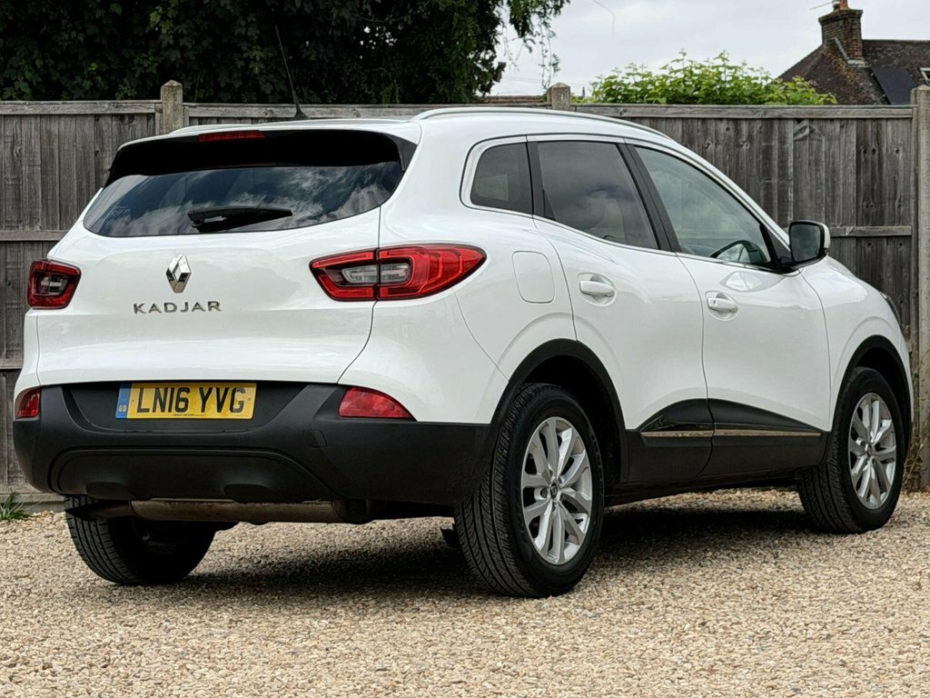 Renault Kadjar 1.2L Dynamique Nav White #3