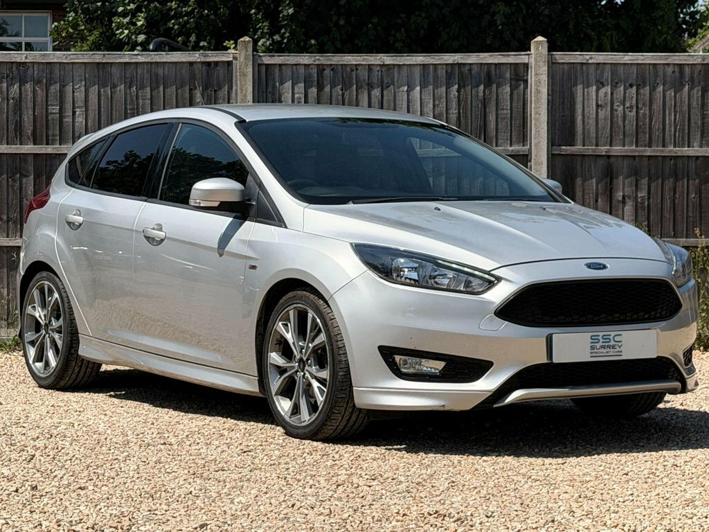 Ford Focus 1L St-line BD18NPC Silver